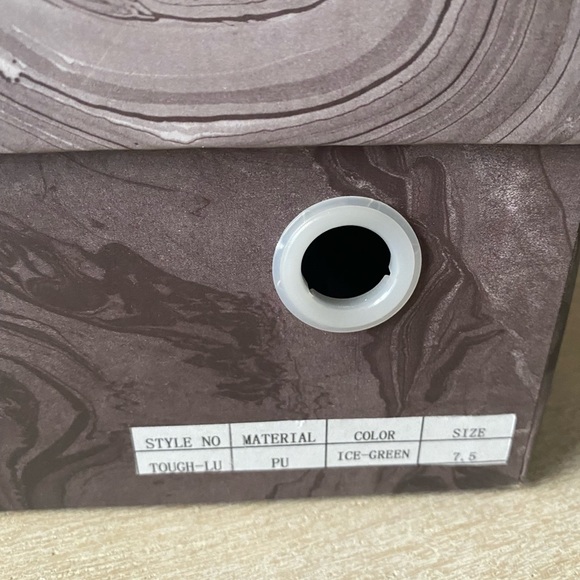 *NIB* Jeffrey Campbell Tough Lug Boots in Ice with Green - Picture 7 of 8